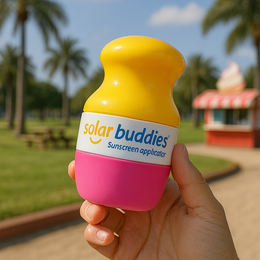 Solar Buddies solkrämsapplikator i bruk – enkelt solskydd för familjen